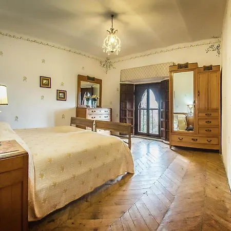 Poloturisticoumbria Castello Trasimeno باسّينيانو سول تْرازي