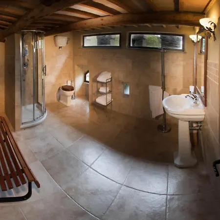 فيلة Poloturisticoumbria Castello Trasimeno باسّينيانو سول تْرازي